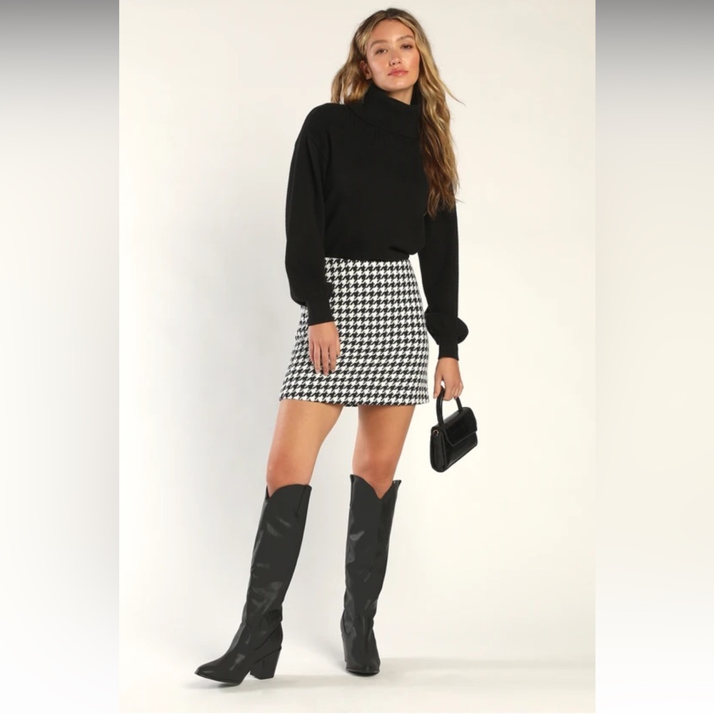 Lulus Houndstooth Skirt